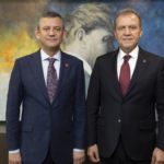 ozgur-ozel-cezaevindeki-mersin-buyuksehir-belediye-baskani-seceri-ziyaret-etti-5MsIcAwg